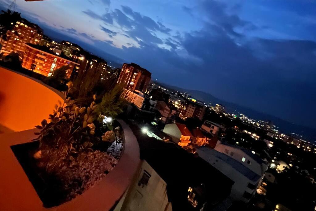 The White Soap Rooftop 斯科普里 外观 照片